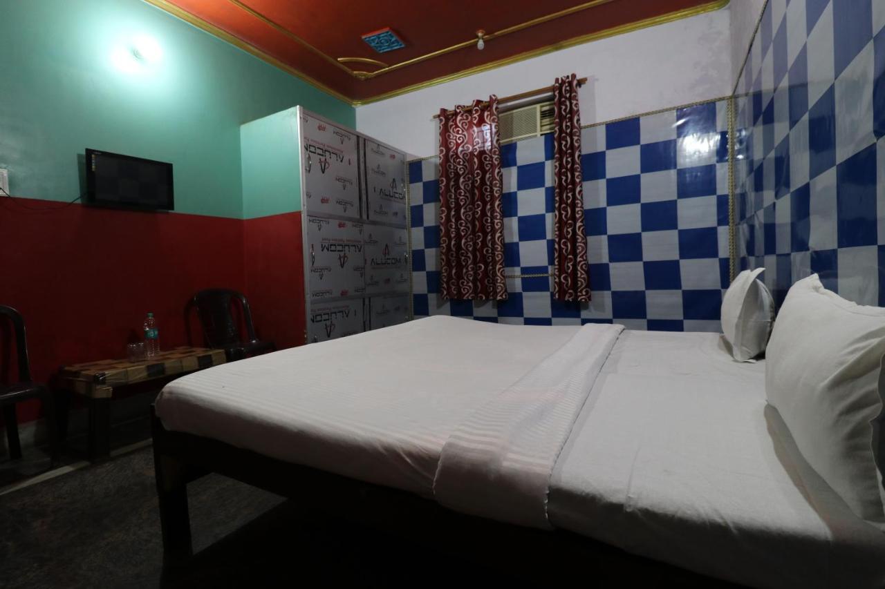 Oyo 27695 Hotel Relation Kanpur Buitenkant foto
