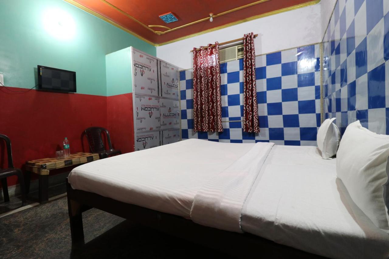 Oyo 27695 Hotel Relation Kanpur Buitenkant foto