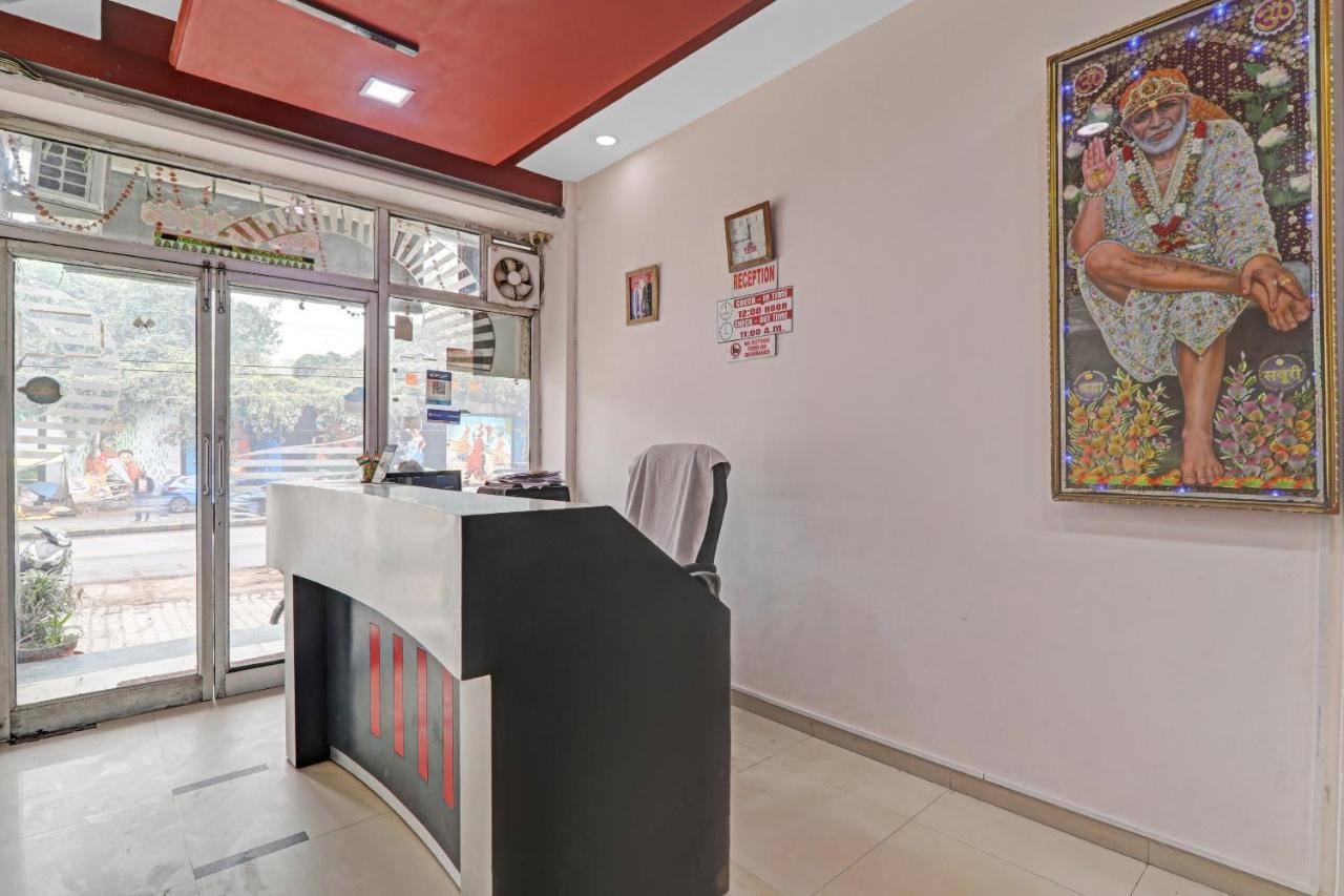 Oyo 27695 Hotel Relation Kanpur Buitenkant foto