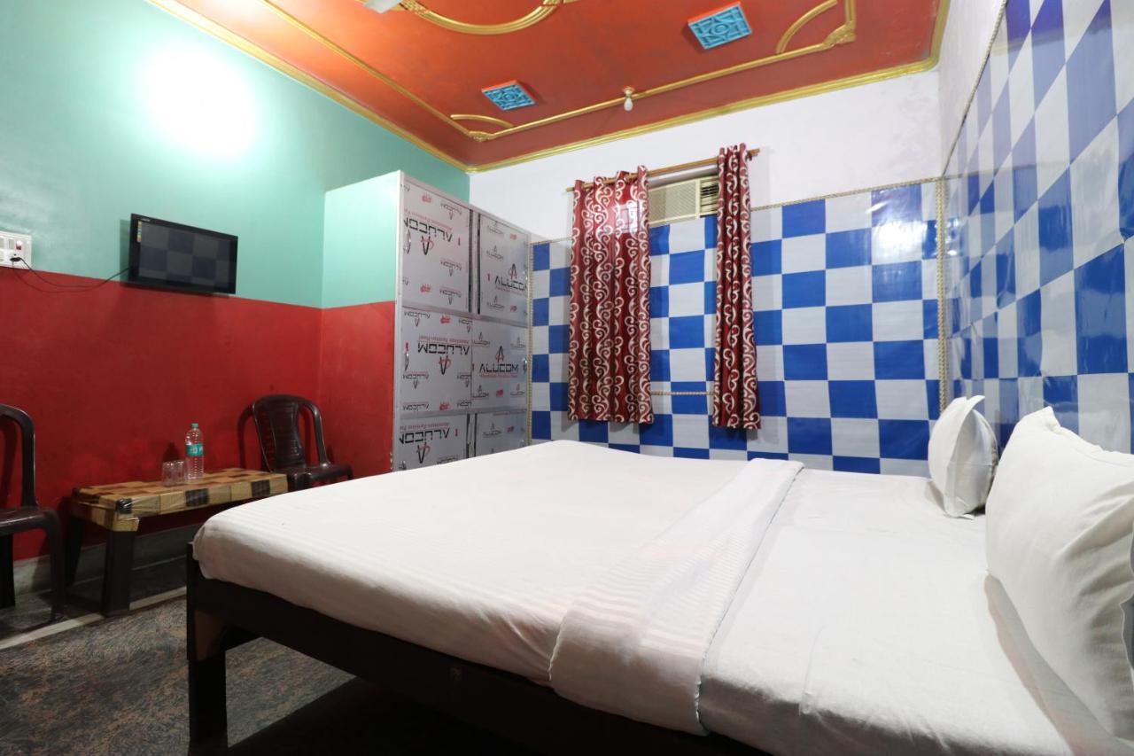 Oyo 27695 Hotel Relation Kanpur Buitenkant foto