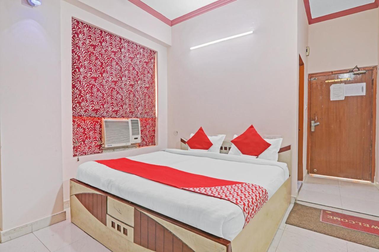 Oyo 27695 Hotel Relation Kanpur Buitenkant foto