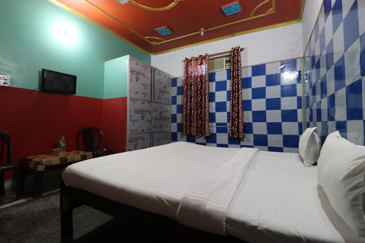 Oyo 27695 Hotel Relation Kanpur Buitenkant foto